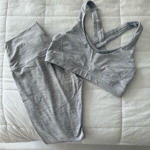 Lululemon Women's Workout Set